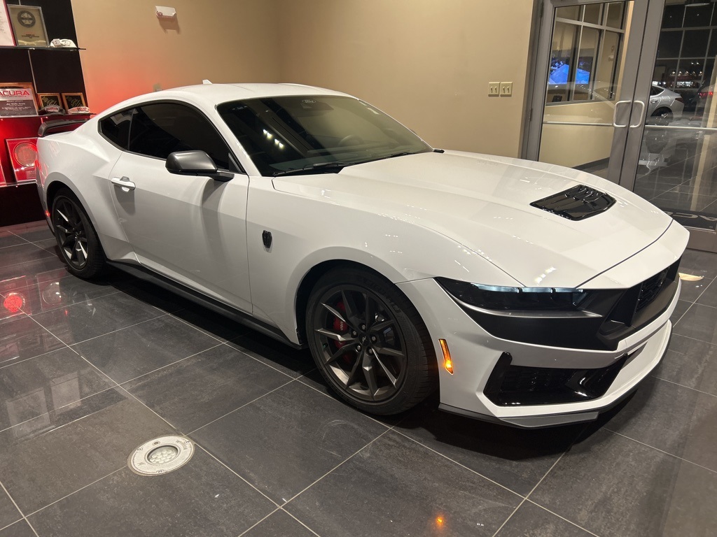 Used 2025 Ford Mustang Dark Horse with VIN 1FA6P8R09S5501598 for sale in Kansas City