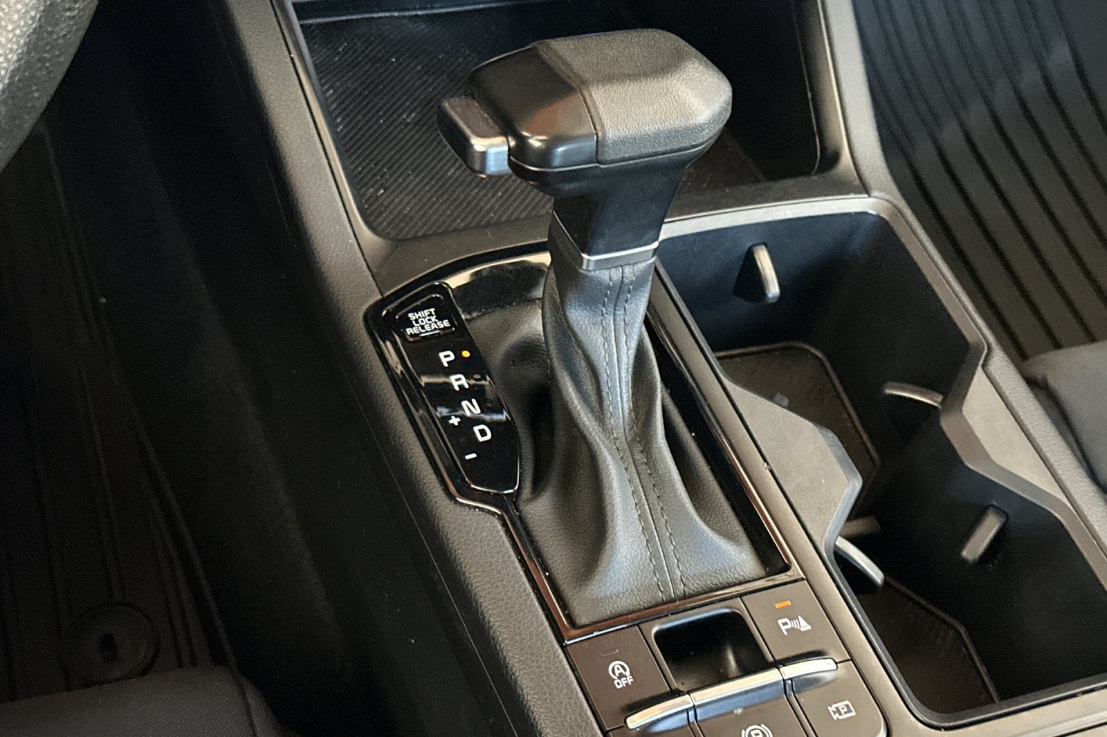 2025 Kia K5 LXS photo 21