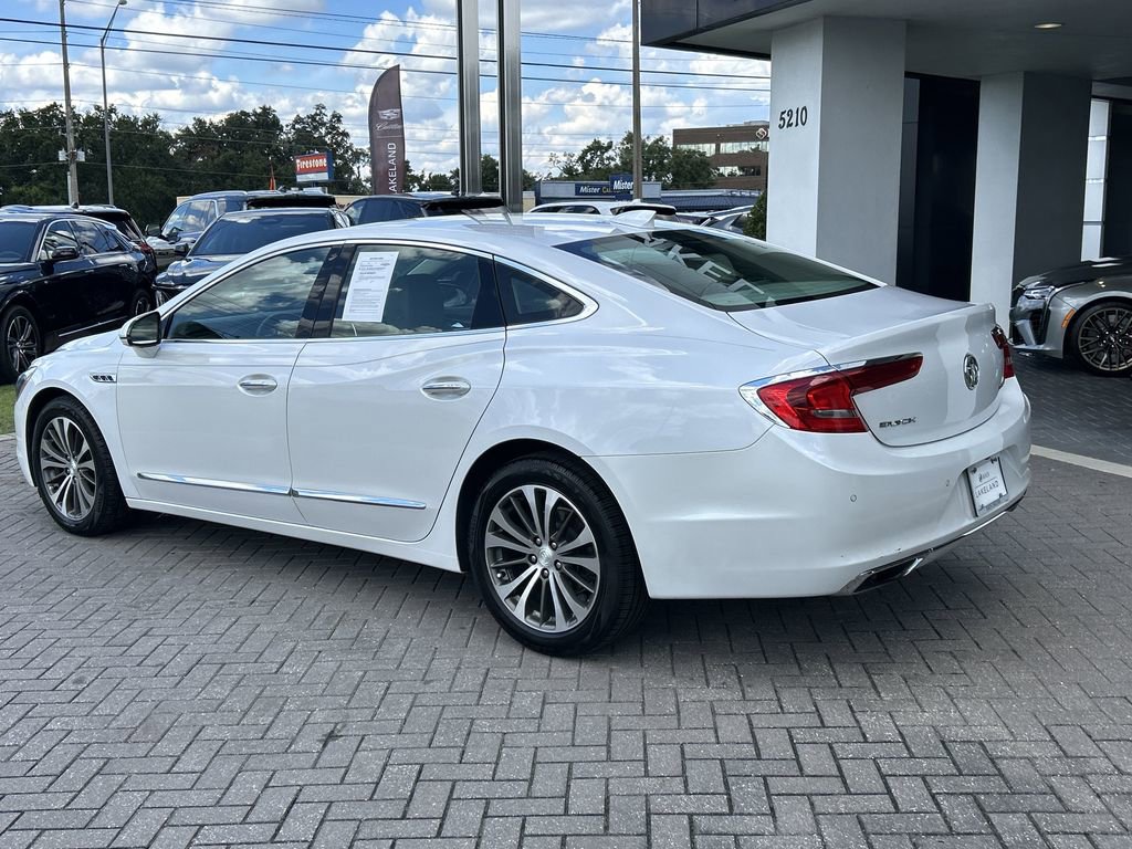 2017 Buick LaCrosse Essence photo 4