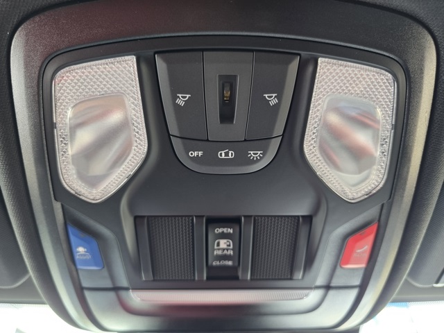2026 Ram 2500 Tradesman photo 19