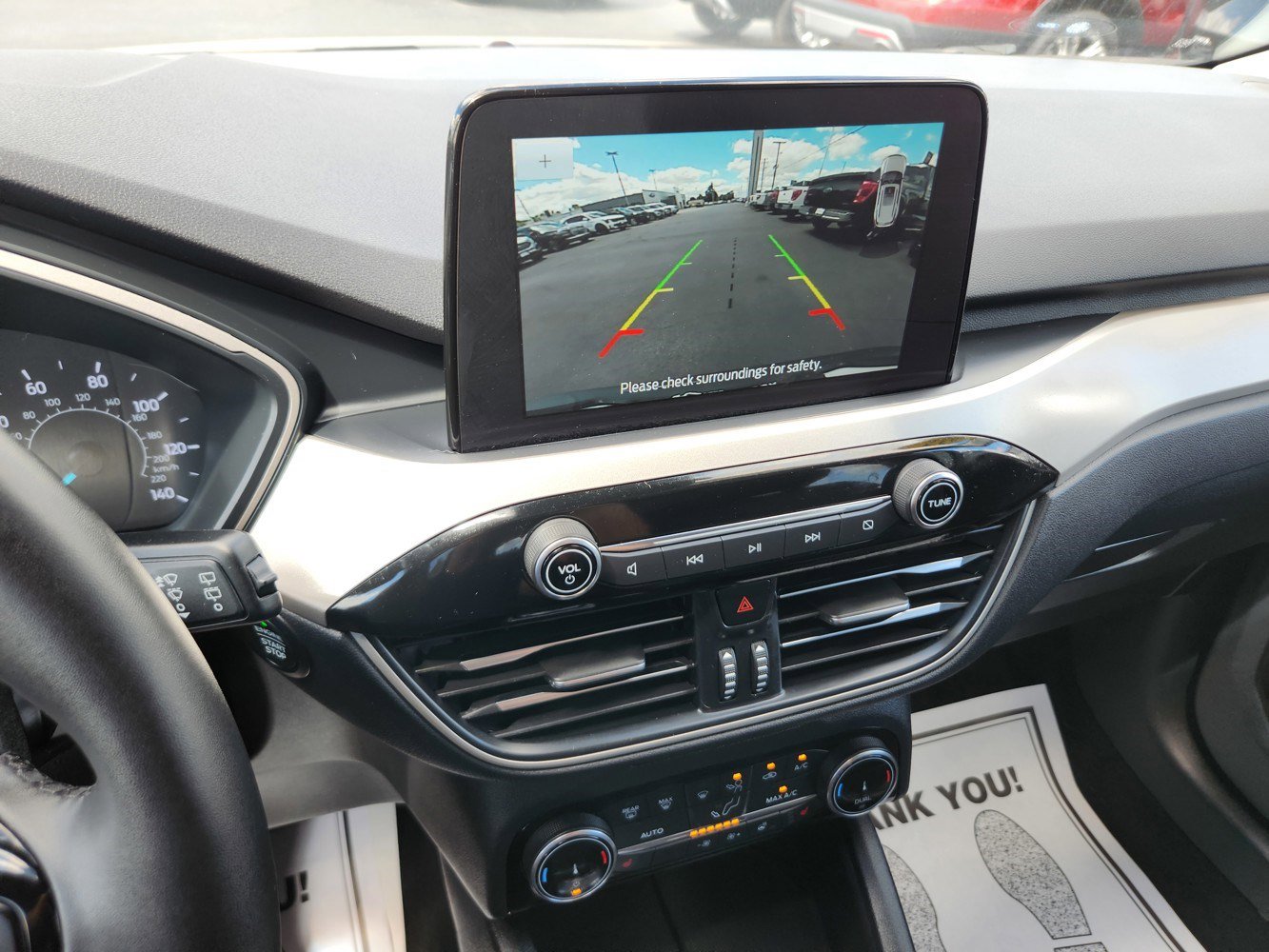 2022 Ford Escape SEL photo 10