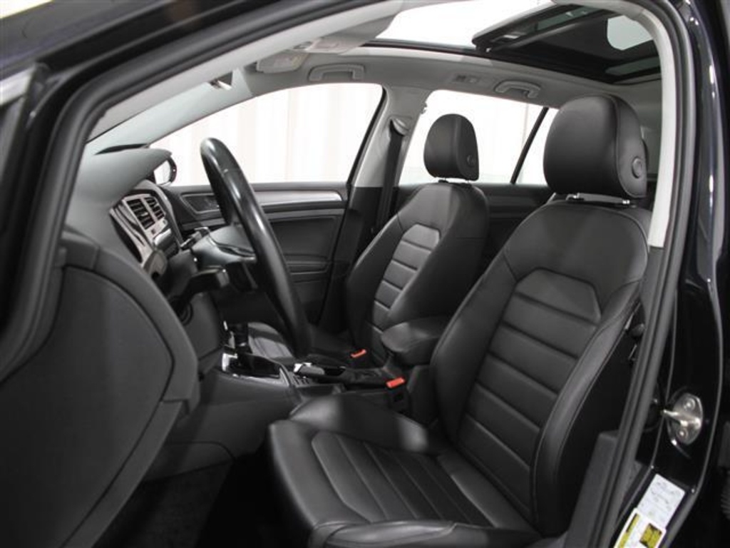 2019 Volkswagen Golf Alltrack TSI S 4Motion photo 4