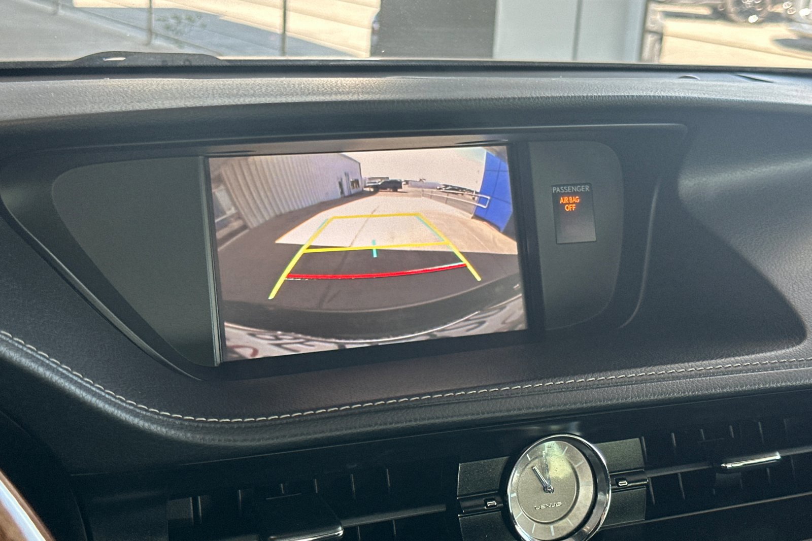 2018 Lexus ES 350 photo 19
