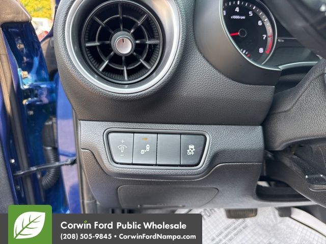 2023 Kia Forte LXS photo 12
