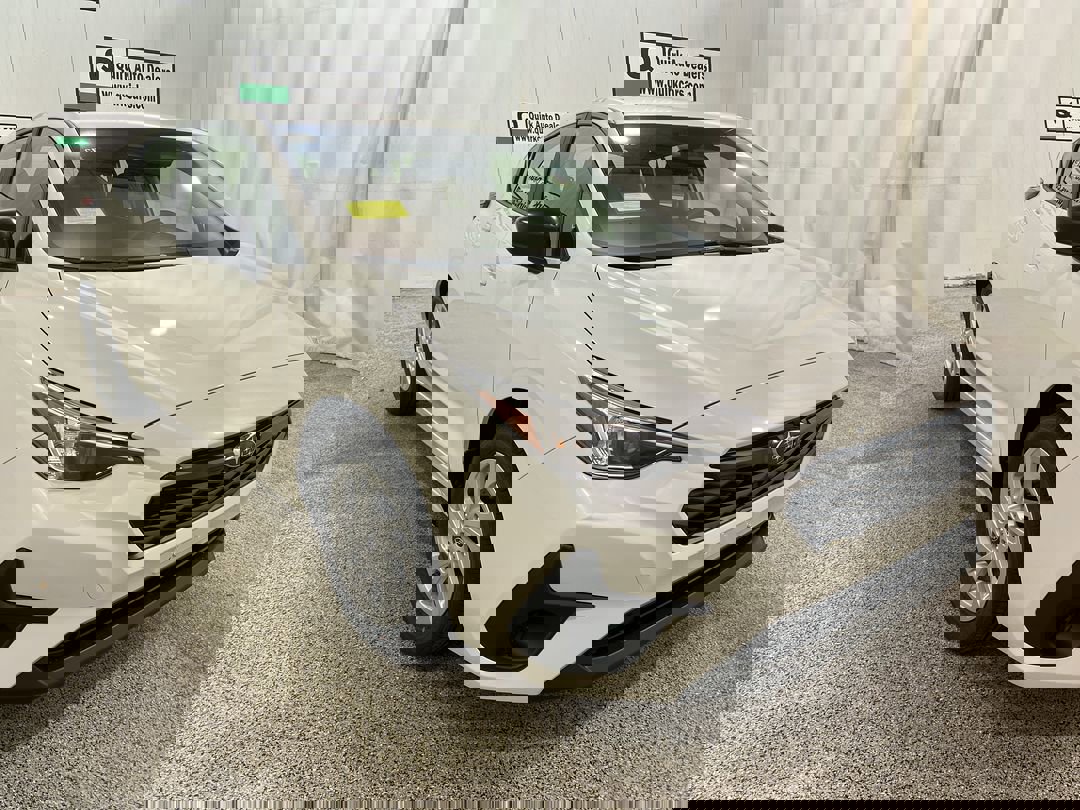 2025 Subaru Impreza Base's photo