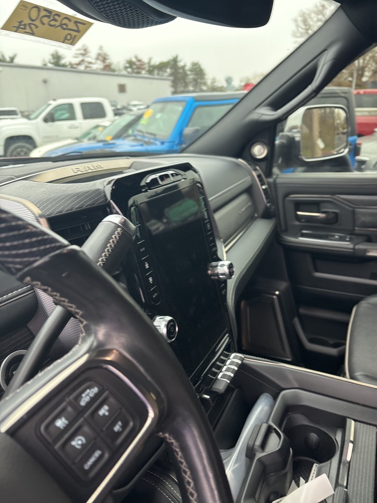 2019 Ram 2500 Limited photo 3