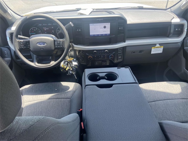 2025 Ford F-350 photo 10