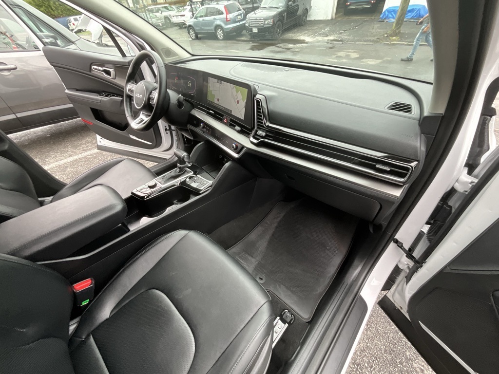 2025 Kia Sportage EX photo 31