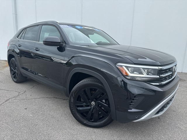 Certified 2022 Volkswagen Atlas Cross Sport SE w/Tech with VIN 1V2KE2CA7NC231265 for sale in Kansas City