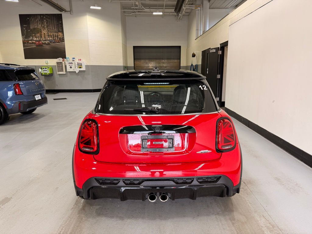 2024 Mini Cooper Hardtop John Cooper Works photo 3