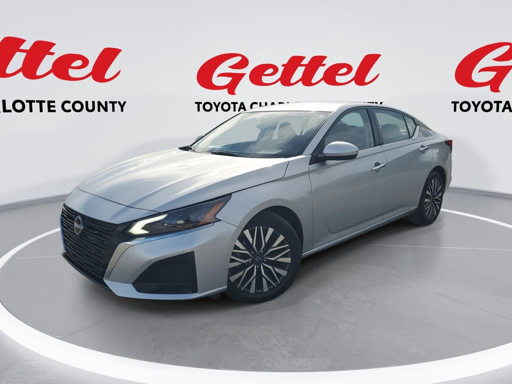 2023 Nissan Altima SV