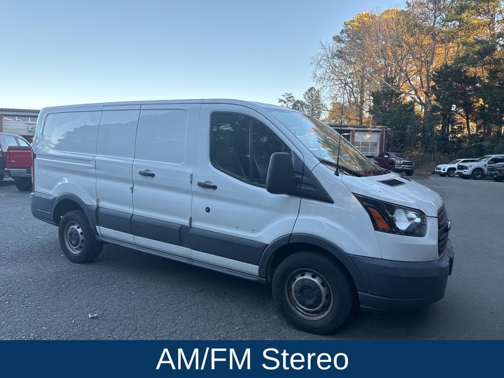 2017 Ford Transit photo 2