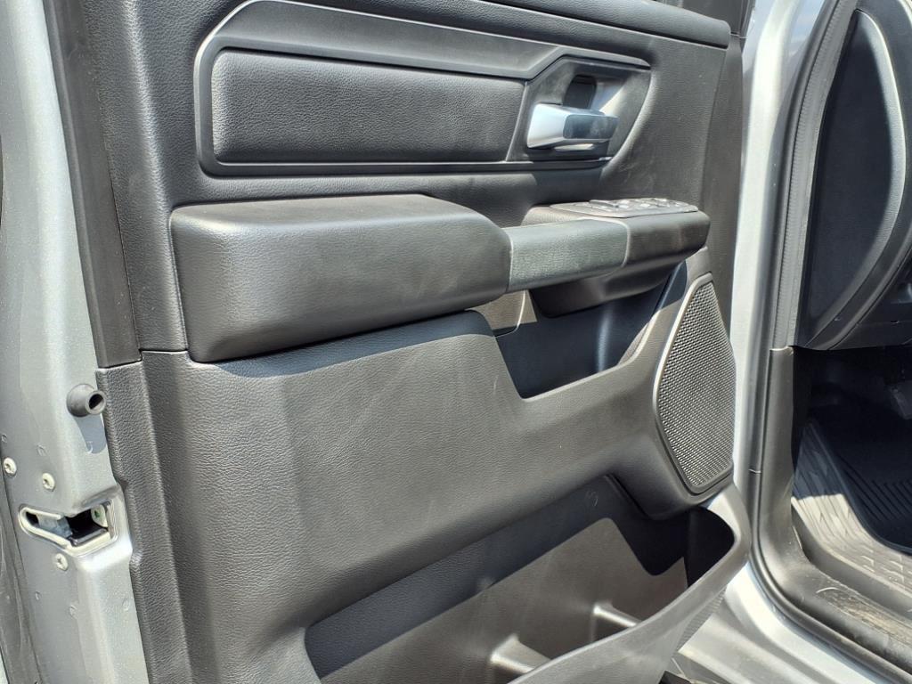 2025 Ram 1500 Warlock photo 4