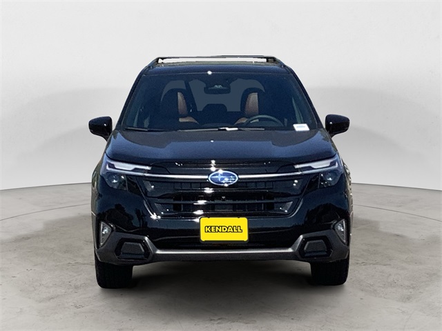 2025 Subaru Forester Touring photo 8