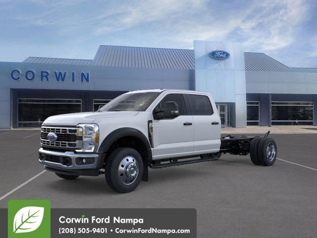 2025 Ford F-550 XLT photo 2