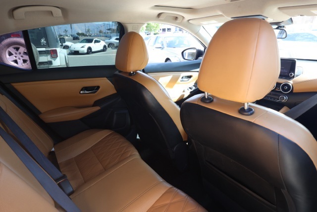 2022 Nissan Sentra SV photo 13