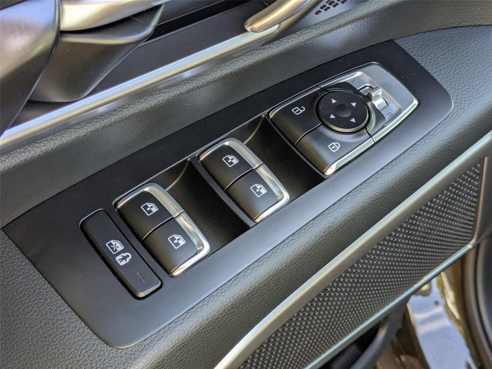 2025 Kia Telluride S photo 13