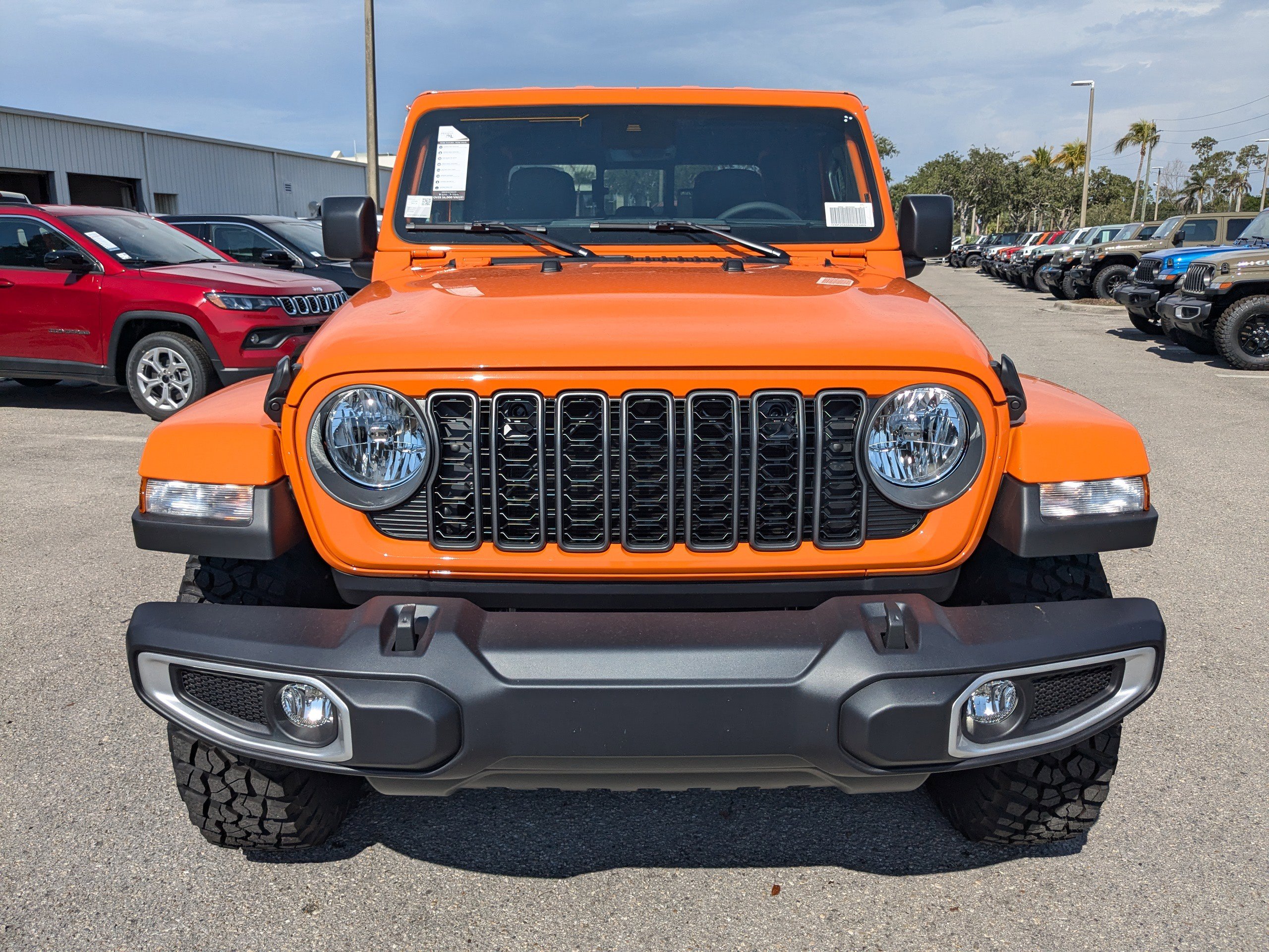 2025 Jeep Gladiator Sport photo 24