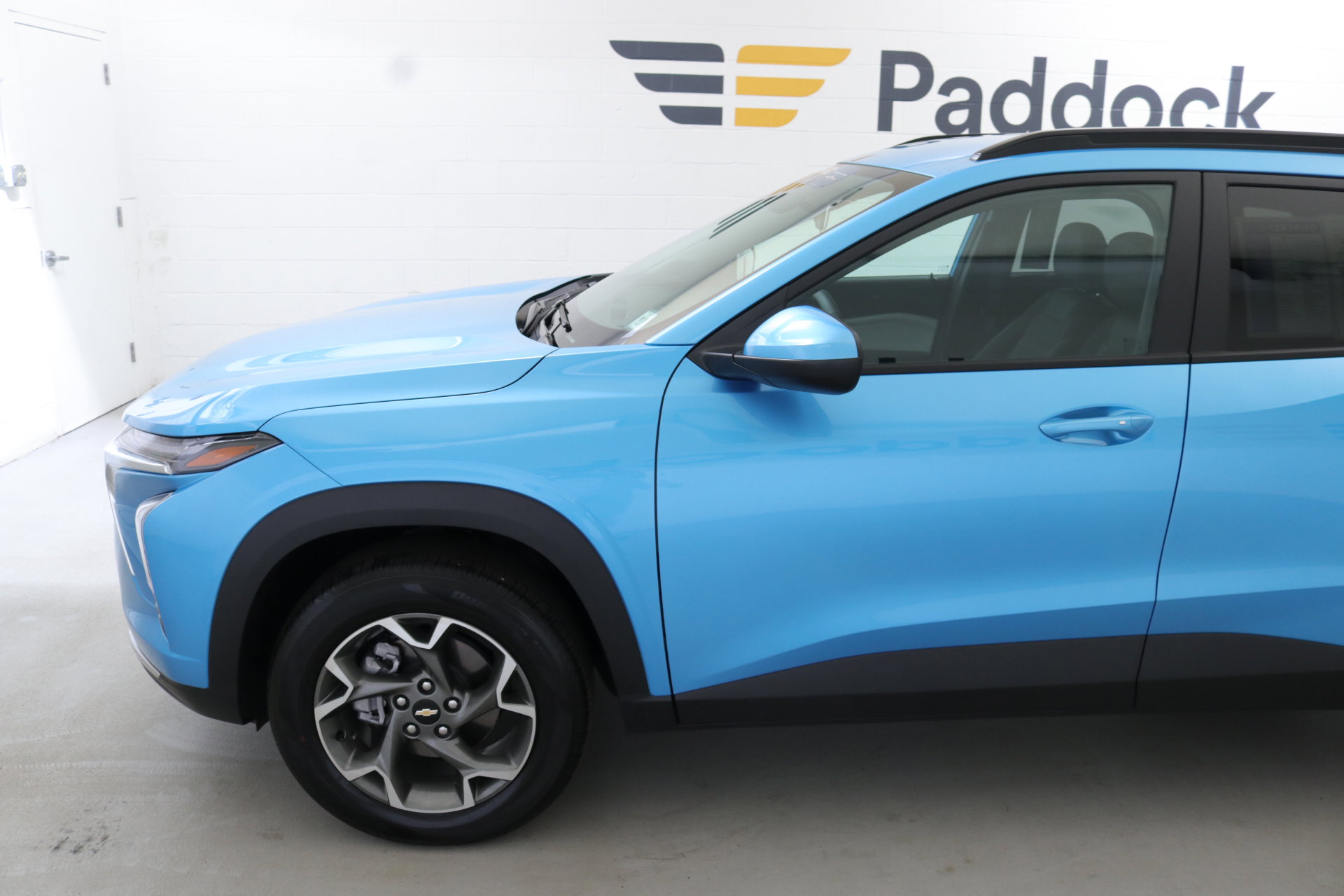2025 Chevrolet Trax LT photo 4