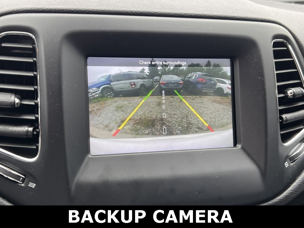 2020 Jeep Compass Latitude photo 3