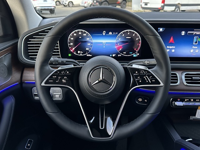 2026 Mercedes Benz GLS 450 4MATIC photo 13