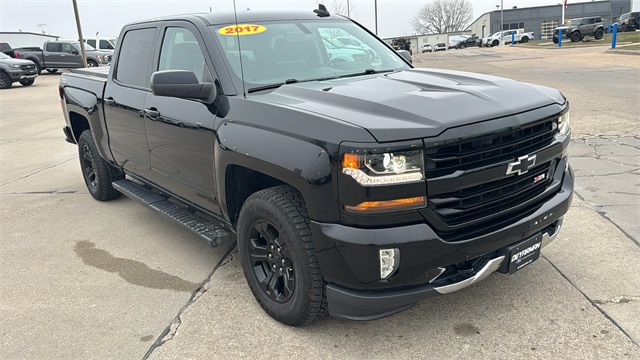2017 Chevrolet Silverado 1500 LT's photo