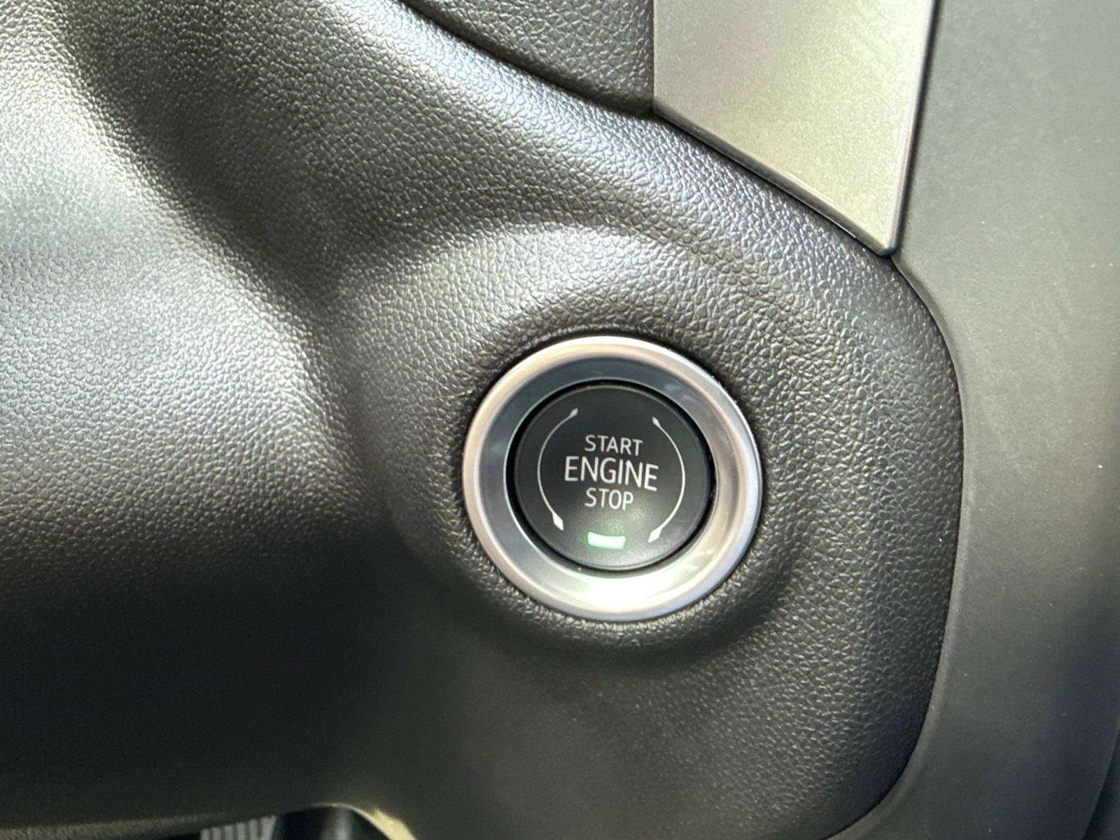 2025 Chevrolet Silverado 1500 photo 25