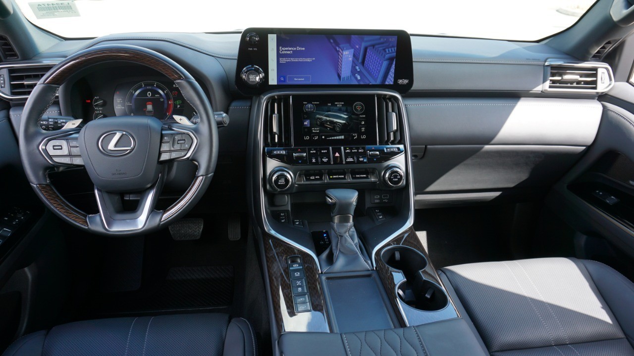 2023 Lexus LX 600 Ultra Luxury photo 28