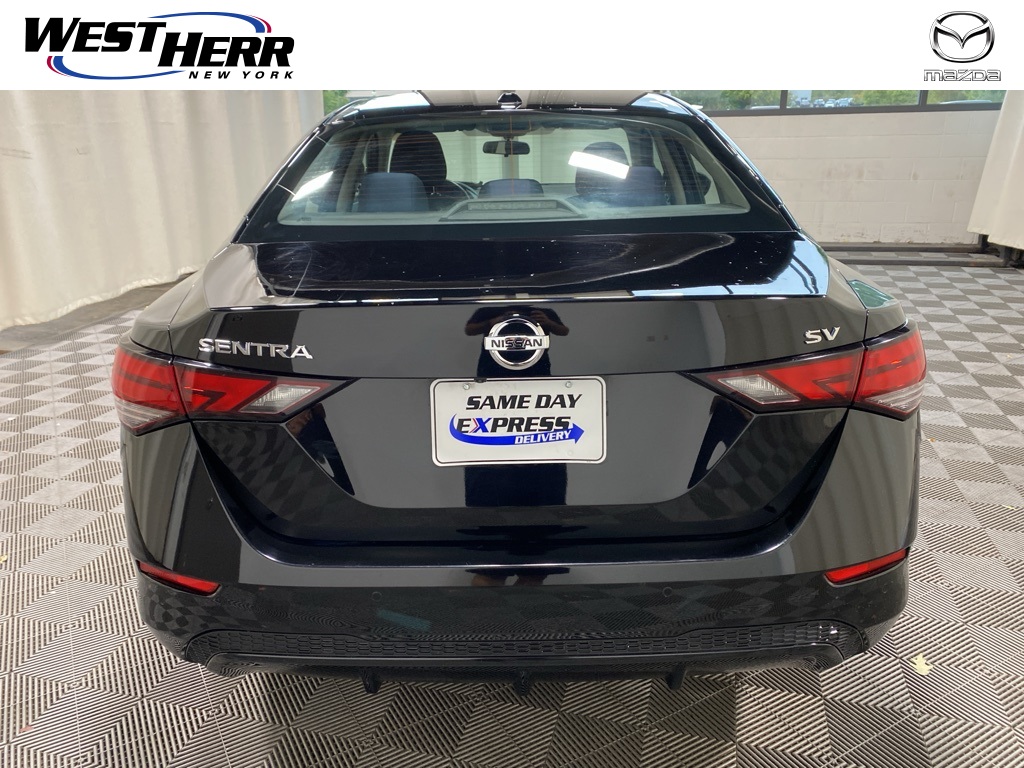 2021 Nissan Sentra SV photo 7