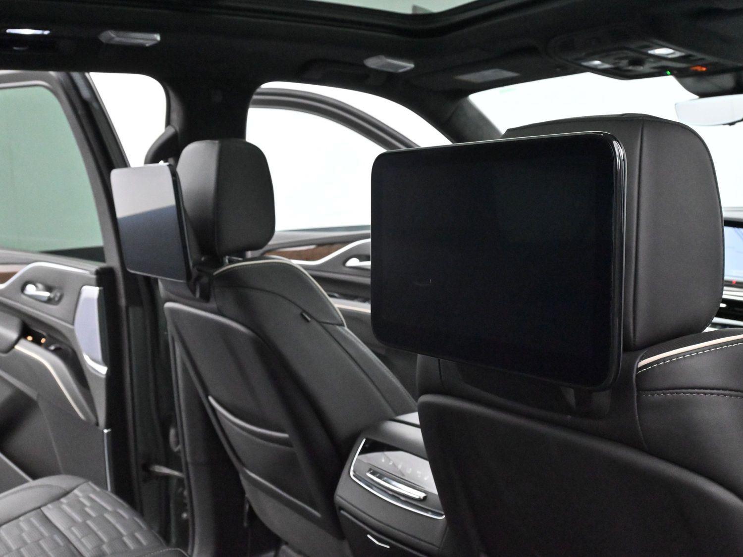 2023 Cadillac Escalade ESV Sport Platinum photo 35