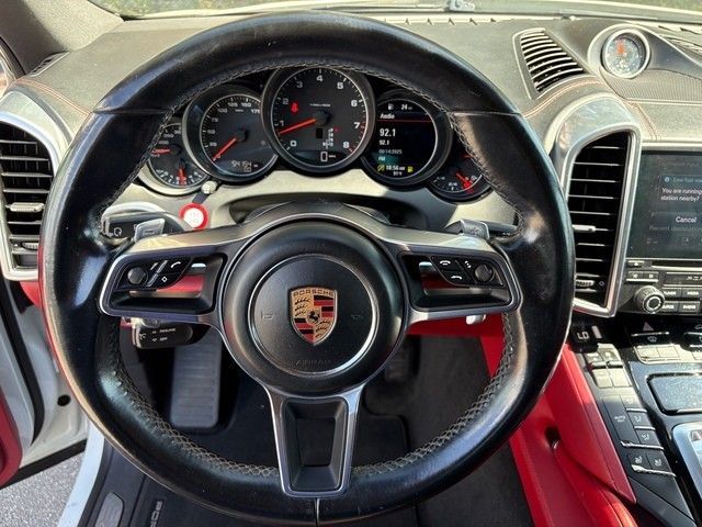 2017 Porsche Cayenne Platinum Edition photo 21