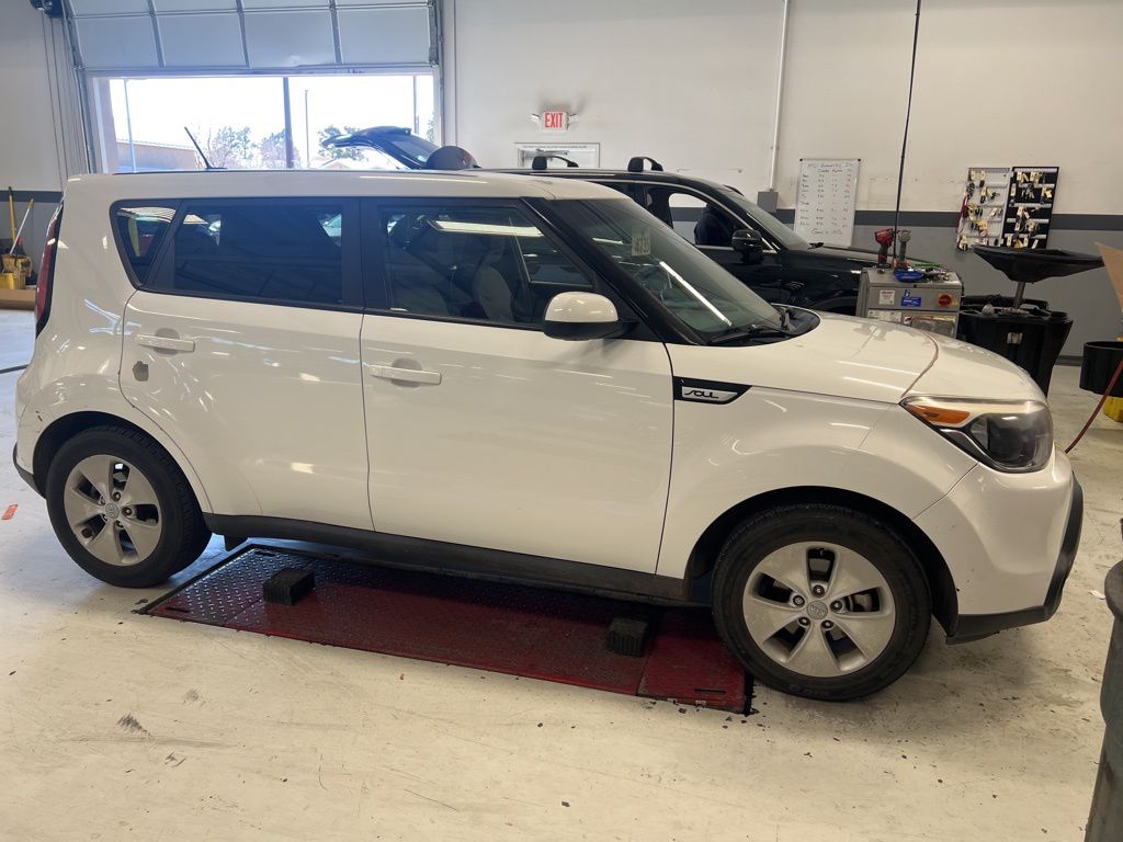 2016 Kia Soul Base
