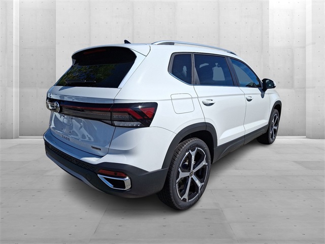 2025 Volkswagen Taos SEL photo 3