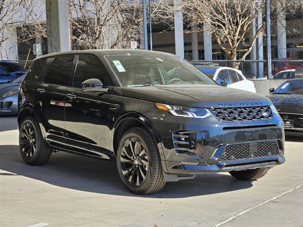2025 Land Rover Discovery Sport SE photo 2
