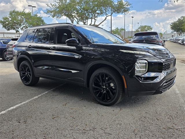 2025 Mitsubishi Outlander Plug-in Hybrid SEL Black Edition's photo