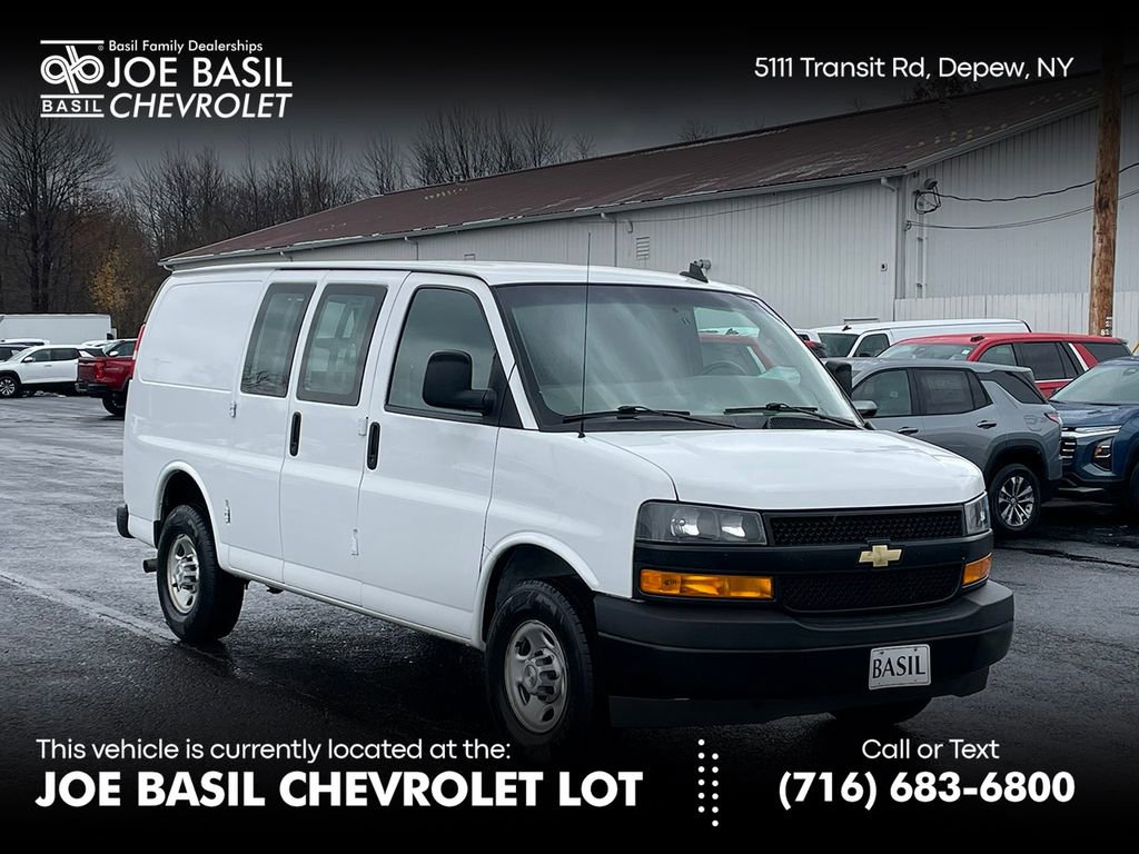 2022 Chevrolet Express Cargo Work Van's photo