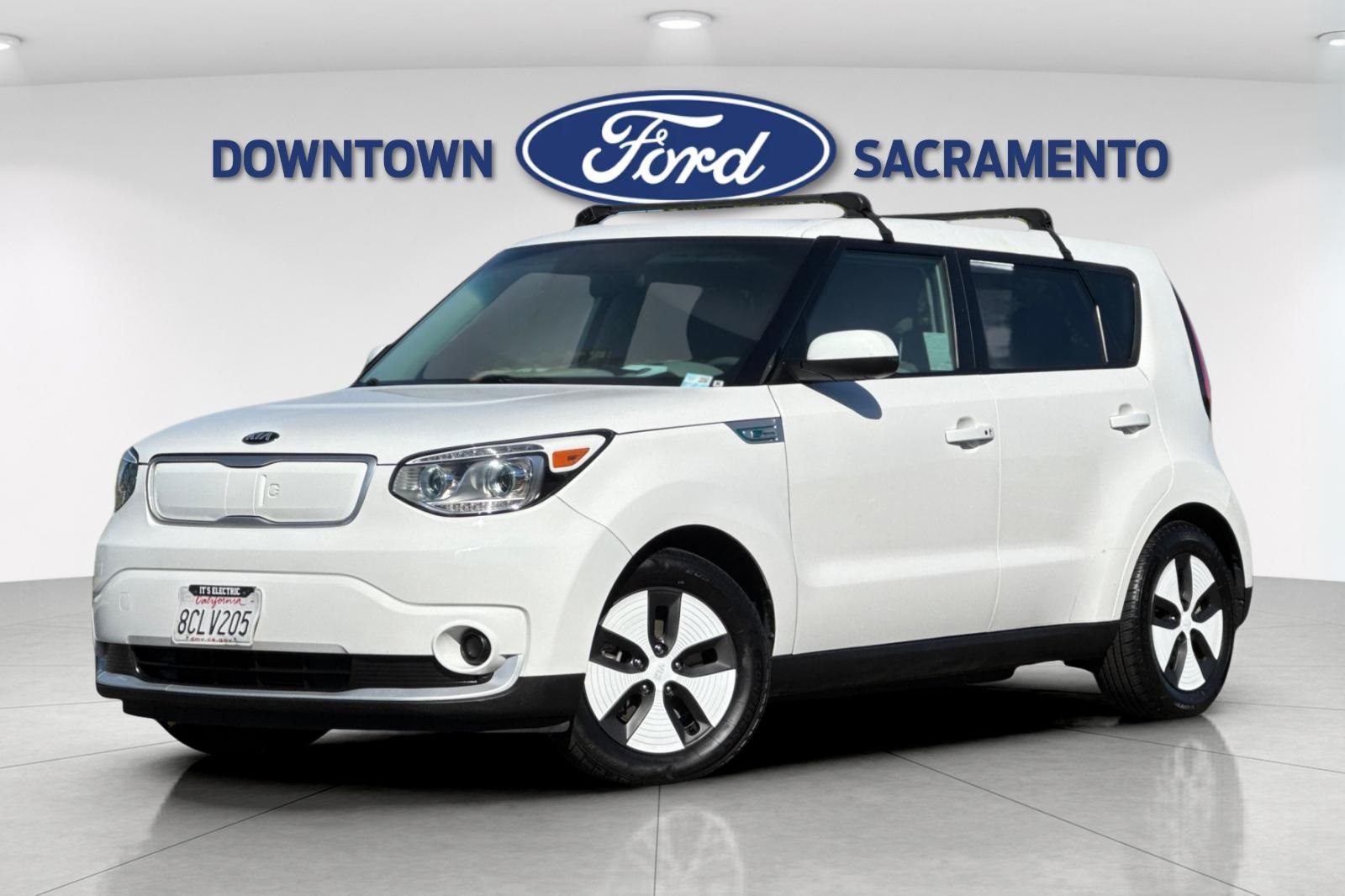 Used 2018 Kia Soul EV-E with VIN KNDJP3AE4J7026458 for sale in Sacramento, CA