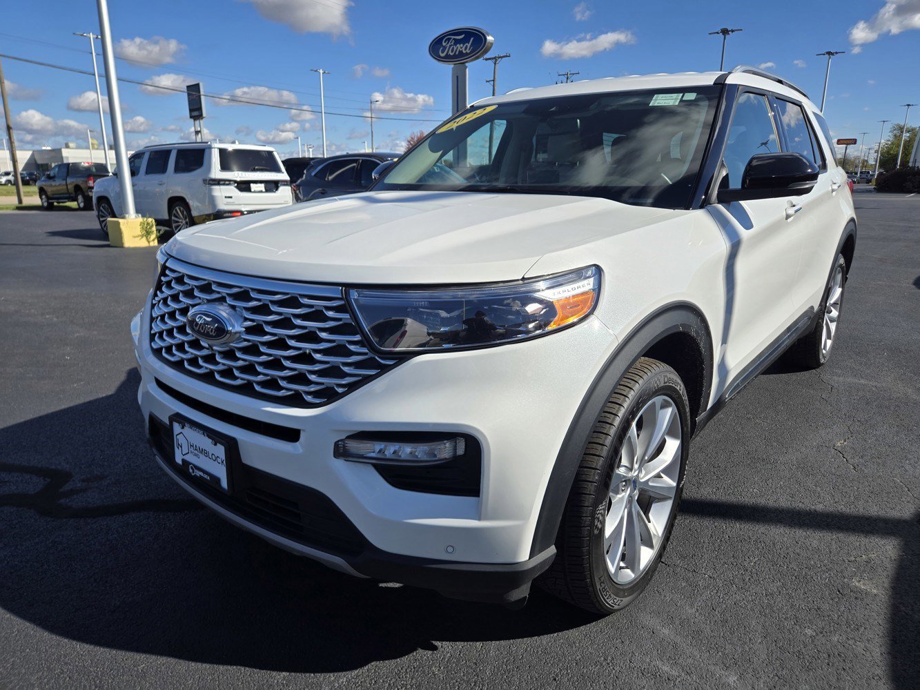 2022 Ford Explorer Platinum photo 4