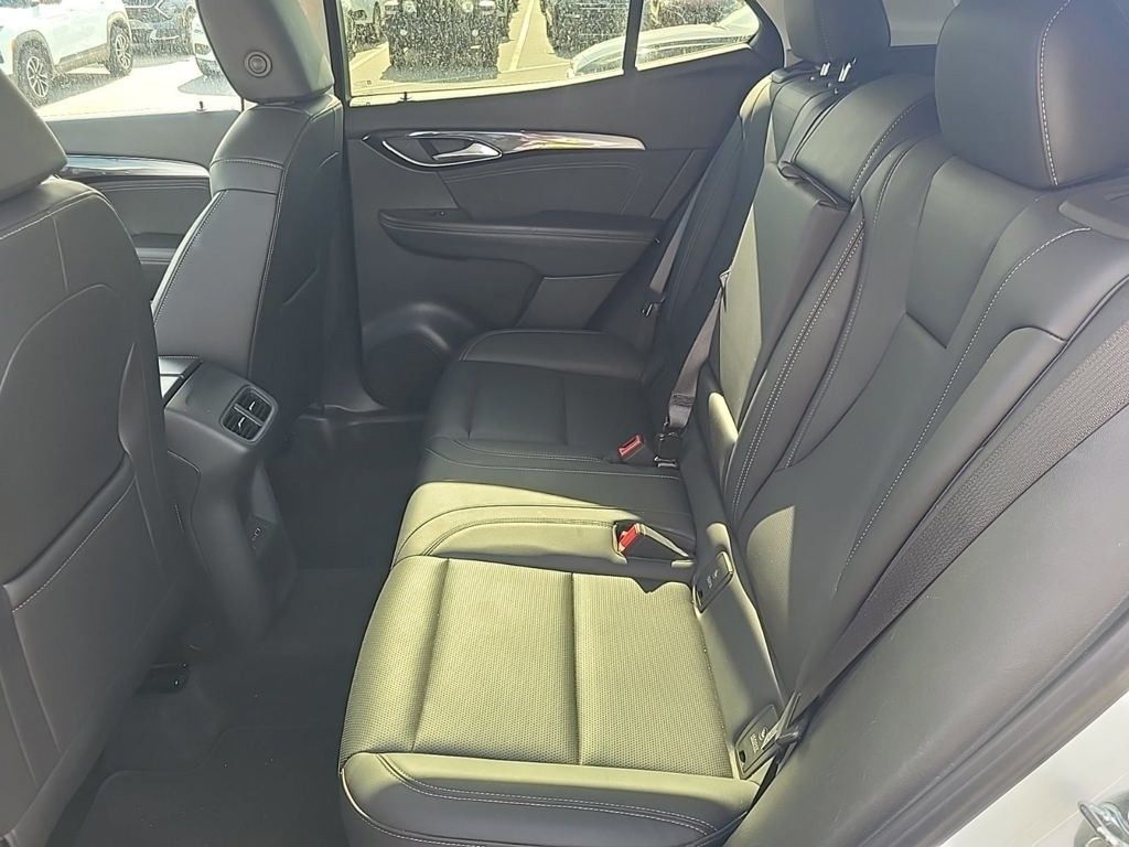 2024 Buick Envision Preferred photo 4