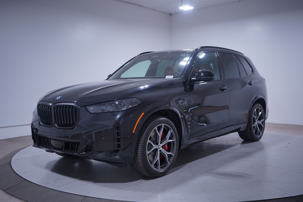 2026 BMW X5 50e's photo
