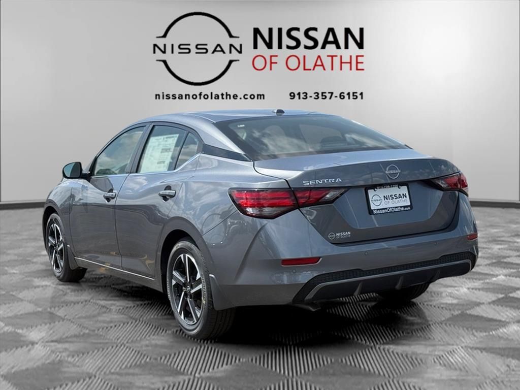 2025 Nissan Sentra SV photo 3