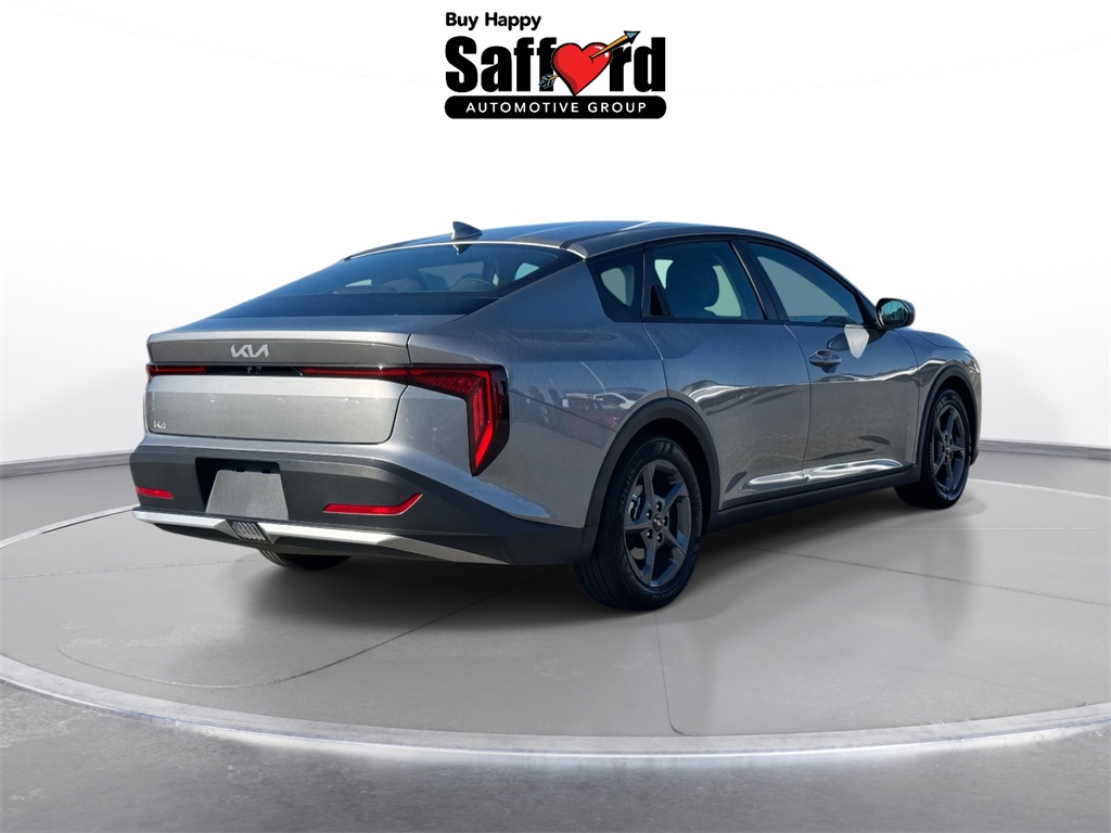 2025 Kia K4 LXS photo 8