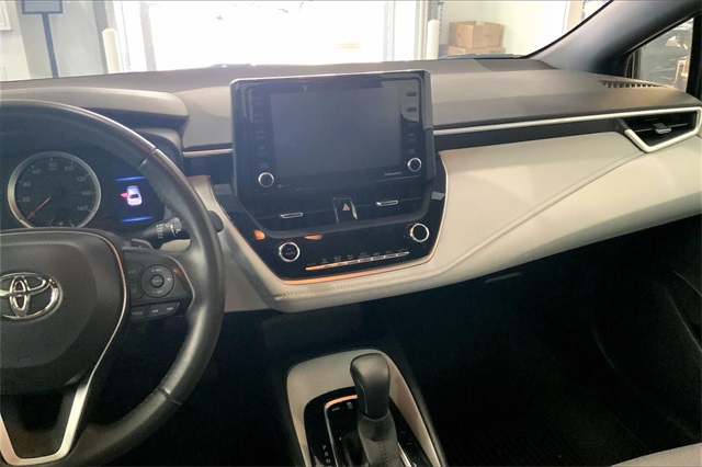 2022 Toyota Corolla SE photo 6