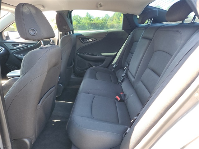 2018 Chevrolet Malibu 1LT photo 11