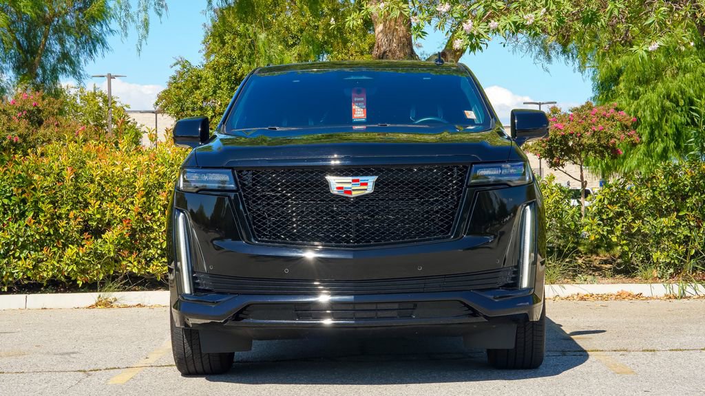 2024 Cadillac Escalade Sport Platinum photo 2