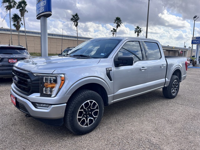 2023 Ford F-150 XLT photo 3