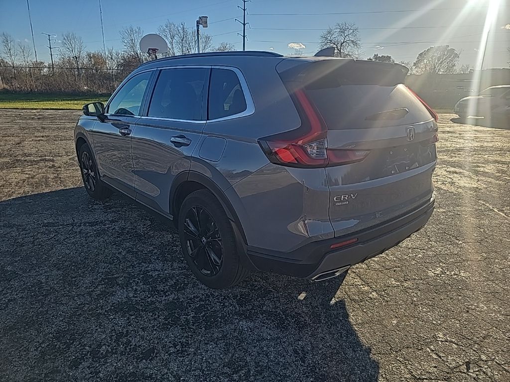 2023 Honda CR-V Hybrid Sport Touring photo 3