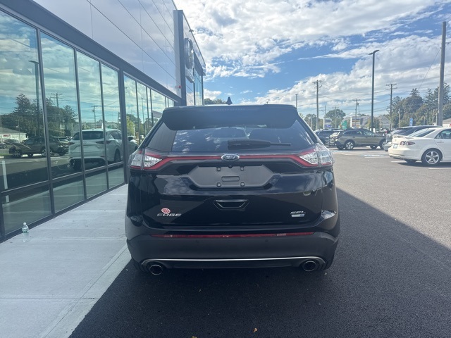 2018 Ford Edge SEL photo 4