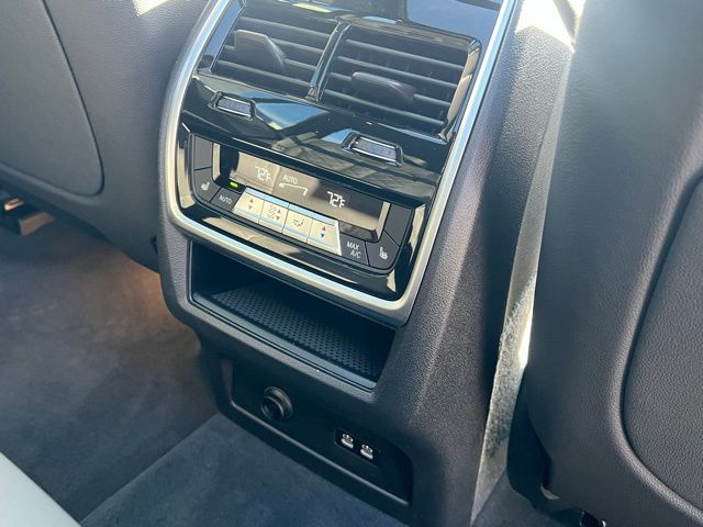 2025 Bmw X5 xDrive50e photo 29