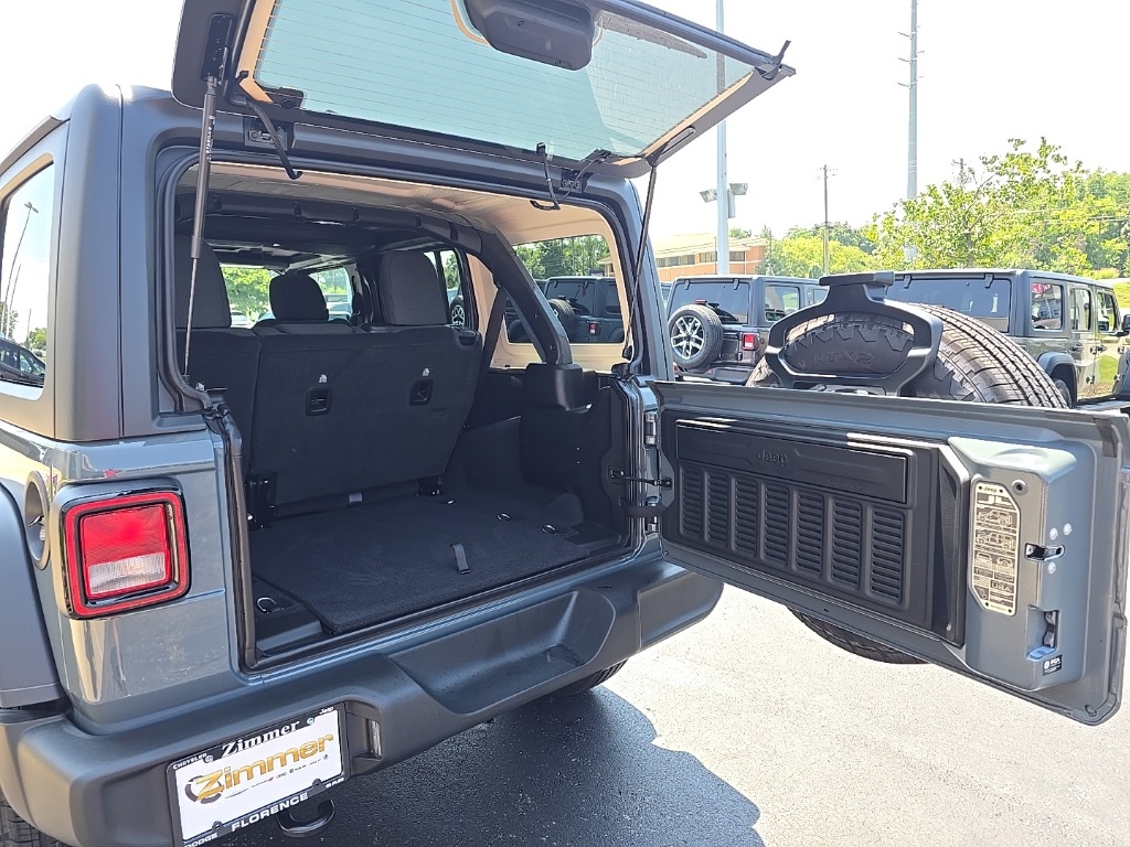 2025 Jeep Wrangler Sport S photo 16